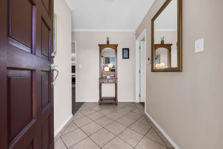 17 Macnean Drive East Tamaki Heights_2