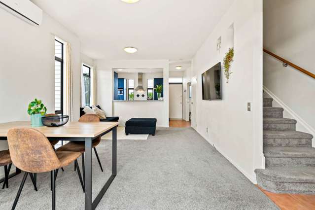 83/2 Armoy Drive East Tamaki_4