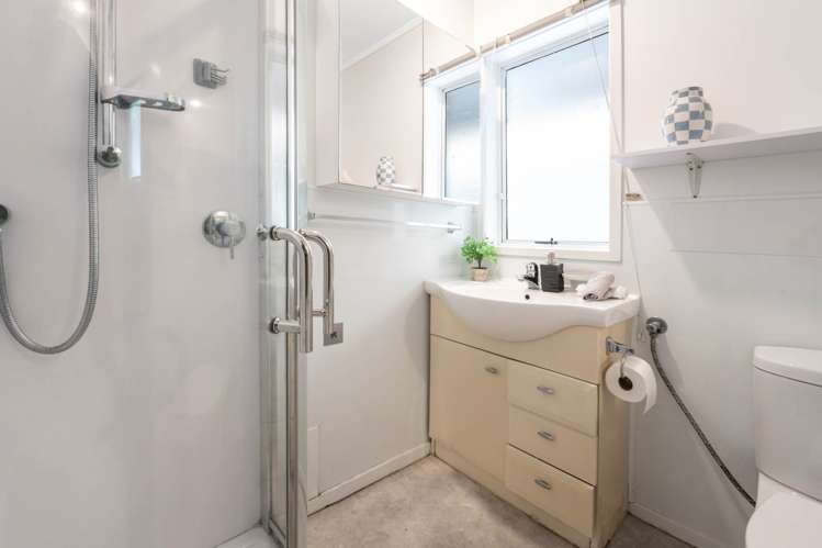 5/12 Telford Avenue Mt Eden_17