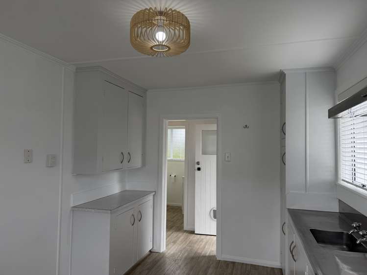 16 Station Road Te Puke_10