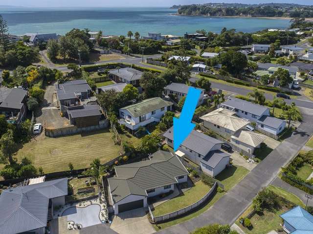 2/8 Knott Road Stanmore Bay_1