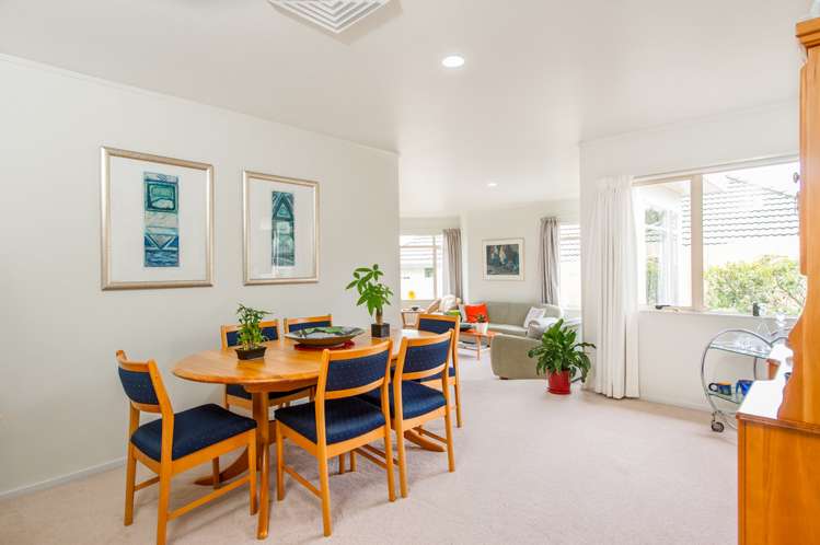 32 Ambleside Drive Northpark_22