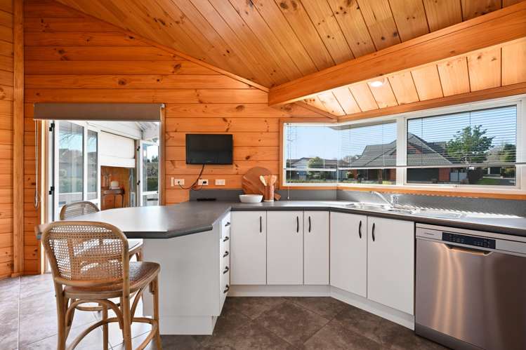 46 Harrowfield Drive Harrowfield_12