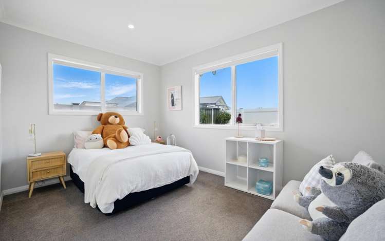 8 Waitemata Drive One Tree Point_28