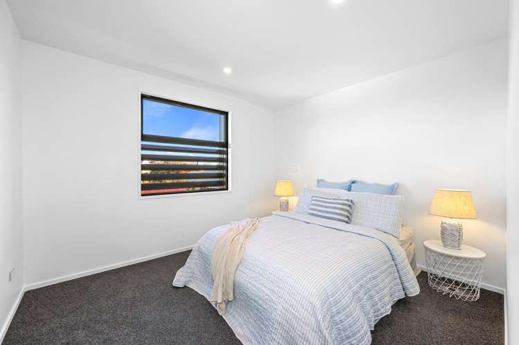 1, 3, 5/70 Isleworth Road Bishopdale_6