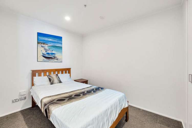 1215/53 Cook Street Auckland Central_10