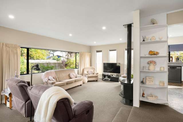 20 Essendon Court Glenview_2