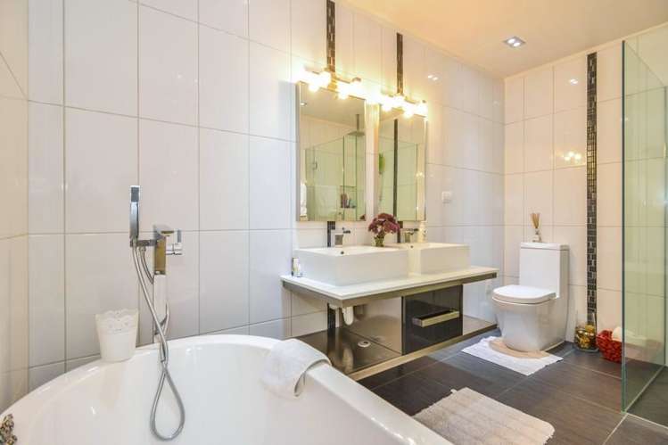 41 Tane Road Laingholm_12