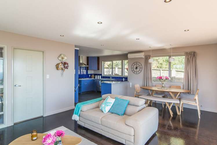 8c View Road Titahi Bay_32