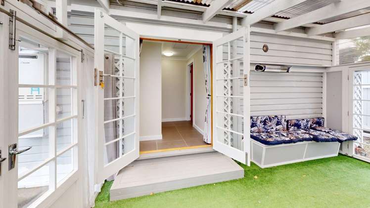 8 Pascal Street Palmerston North Central_16