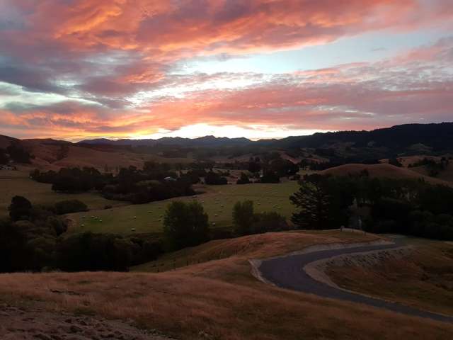 28 North Road Mauriceville_1