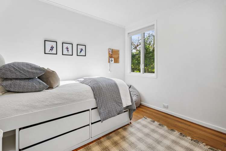 56 Taylor Road Mangere Bridge_11