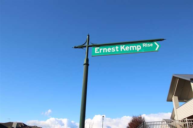 21 Ernest Kemp Rise Wharewaka_2