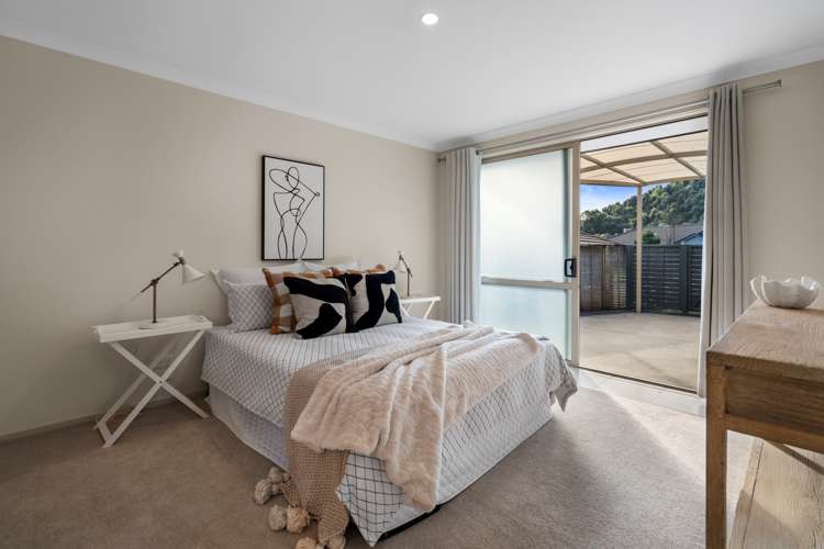 8 Bathurst Crescent Pyes Pa_11