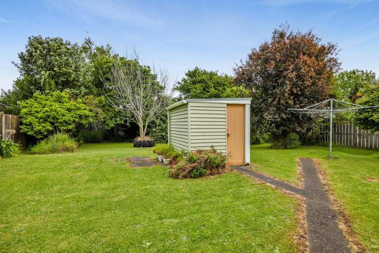 8 Malone Place Hawera_17