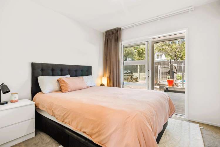 38 Churchill Avenue Richmond_24