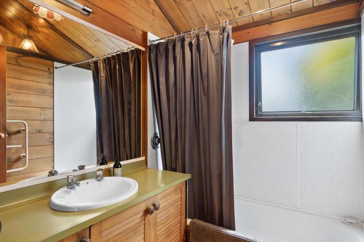 80 Poaka Avenue Dinsdale_15