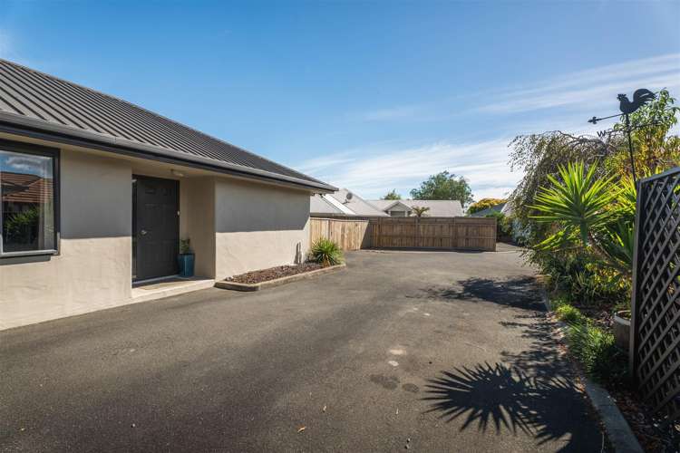 46 Otia Drive Richmond_12