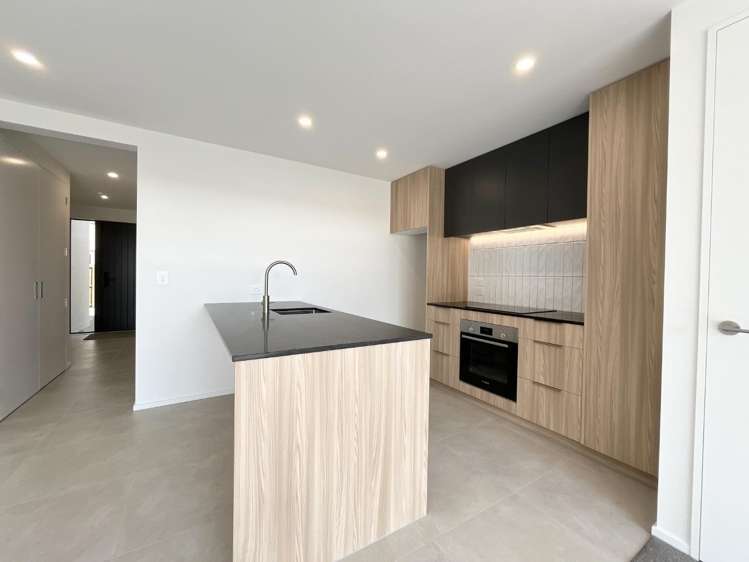 7/200 Lyttelton Street_0