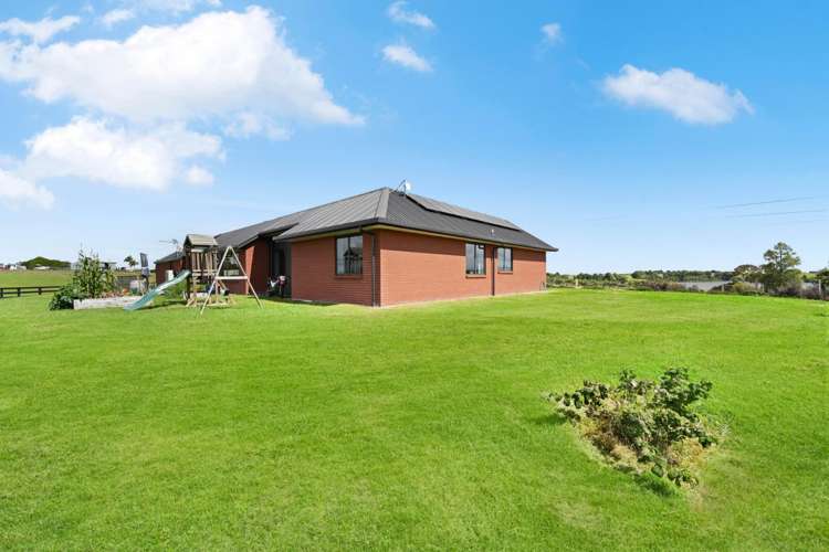 402 Lake Road 2610_18