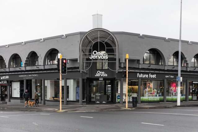 Bright Retail Gem on Jervois Road