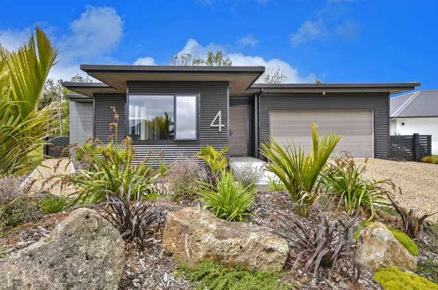 4 Awanui Crescent Matakana_1