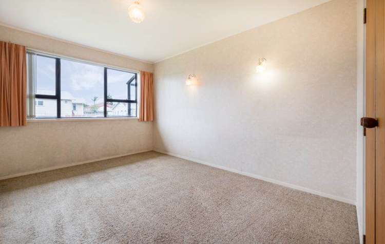 2/1 Wattle Street New Lynn_8