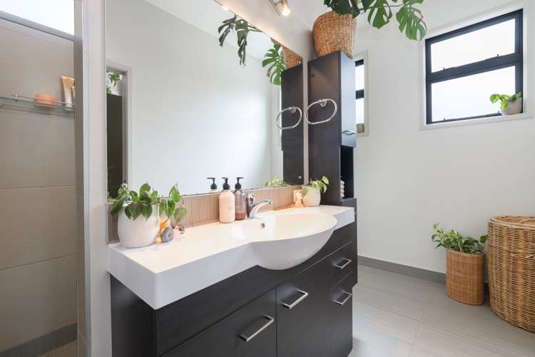 15 Riverstone Drive Welcome Bay_17