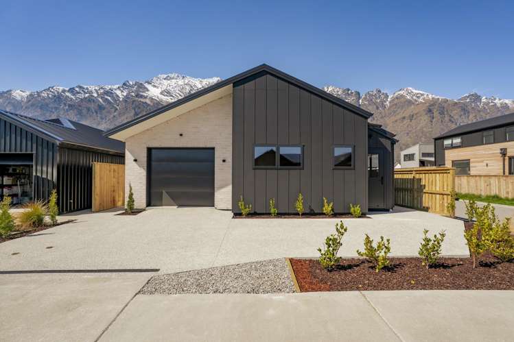 7 Shoveler Road, Hanley's Farm Jacks Point_18
