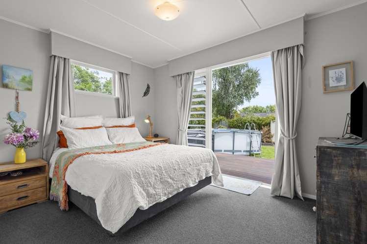 32 Catlins Crescent Milson_7