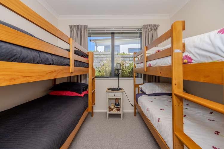 32 Infinity Drive Wanaka_12