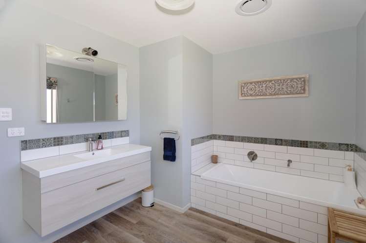 2/1789 Lake Ohau Road Lake Ohau_29