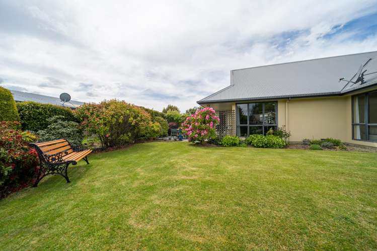 2 Campbell Court Te Anau_27