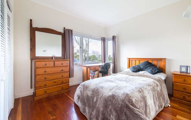 5 Belfast Street Hillsborough_10