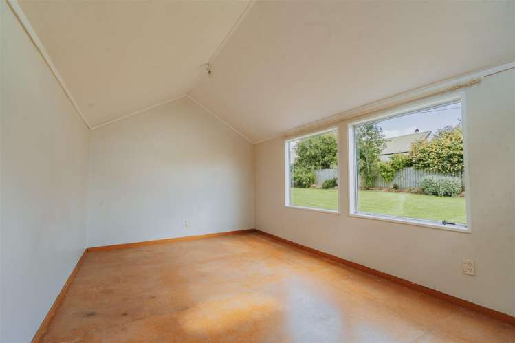 8 Armstrong Street Balclutha_17