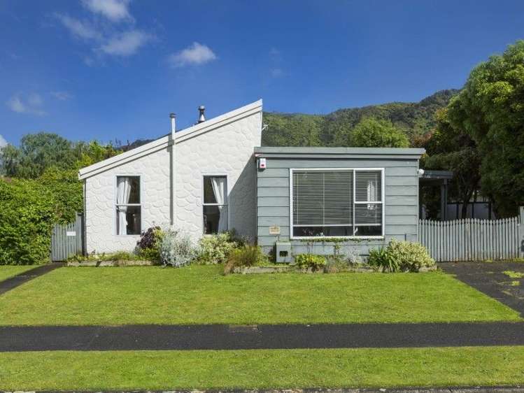 9 Akron Grove Totara Park_0
