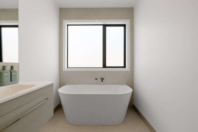 38 Hugo Shaw Drive Cambridge_20