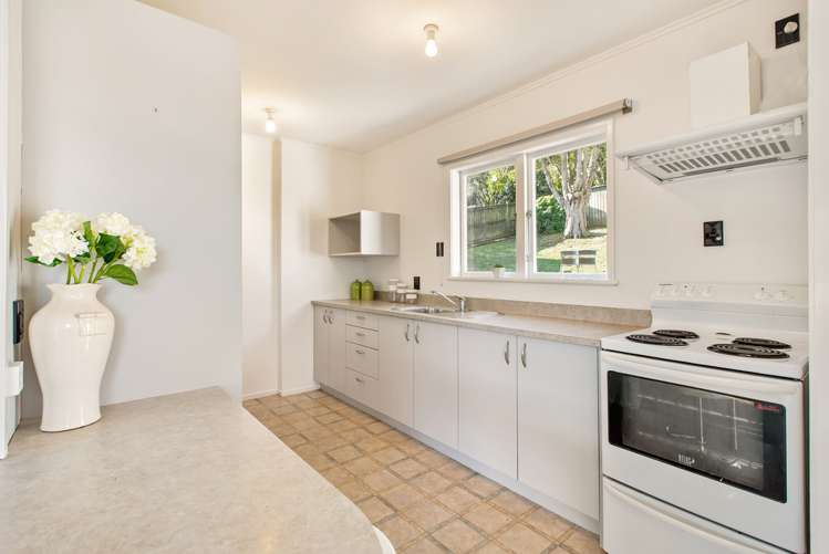4 Ragley Street Titirangi_10