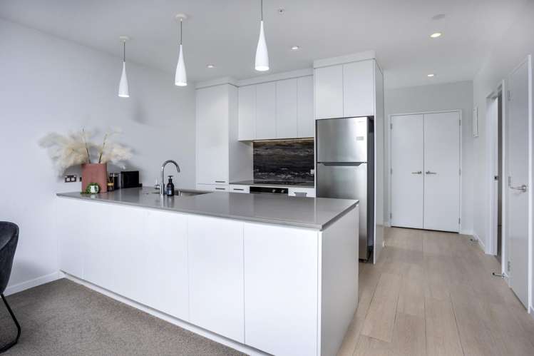 403/4 Bute Road Browns Bay_10