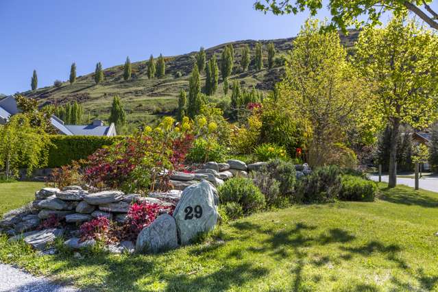 29 Ferry Hill Drive Lower Shotover_2