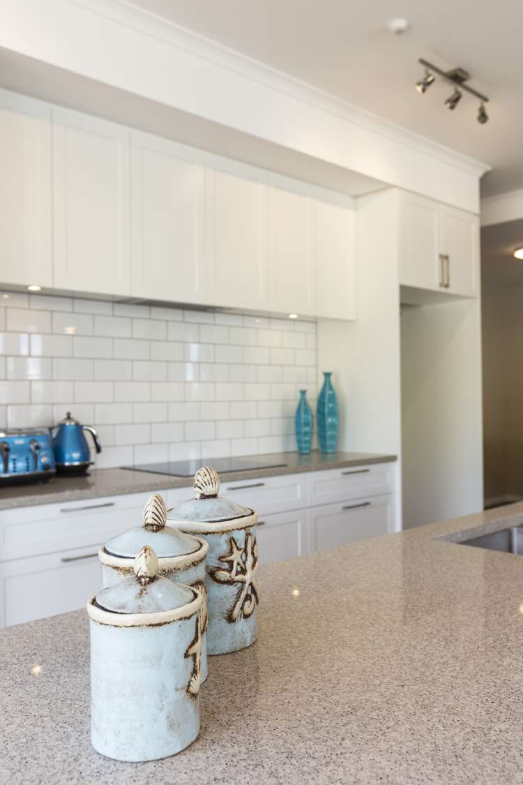 111 Panorama Heights Orewa_15