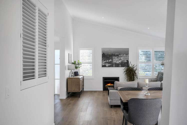 123 Pine Harbour Parade Beachlands_39