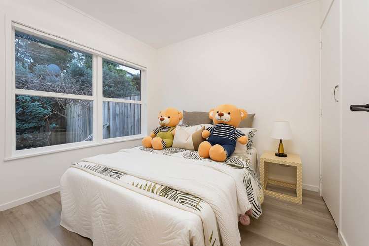 1/55 Ayton Drive Totara Vale_17
