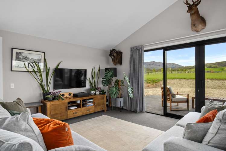 39 Kordia Way Waikerikeri_15