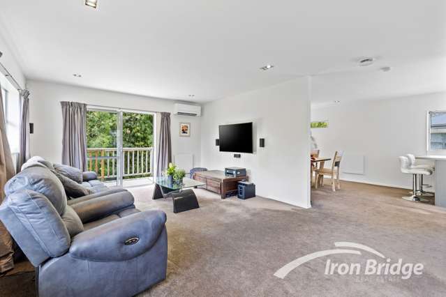 2/49 Lysander Crescent Beach Haven_4