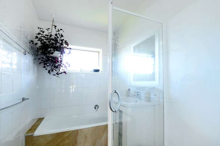 1/13 Burns Avenue Takapuna_13