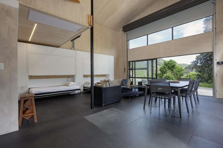 21 & 21a Beach Valley Road Piha_19