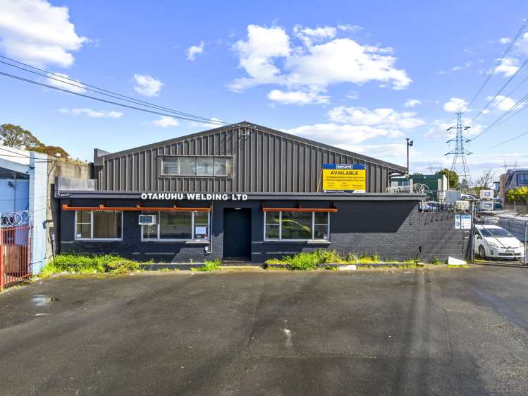 10 Lovegrove Crescent Otara_3