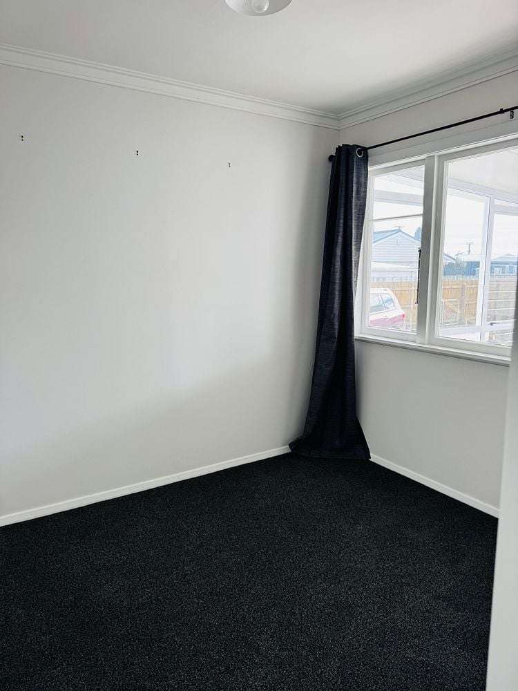616A Queen Street East Levin_14