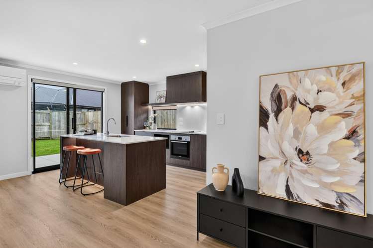 2/15 Kimbolton Street Rototuna_5